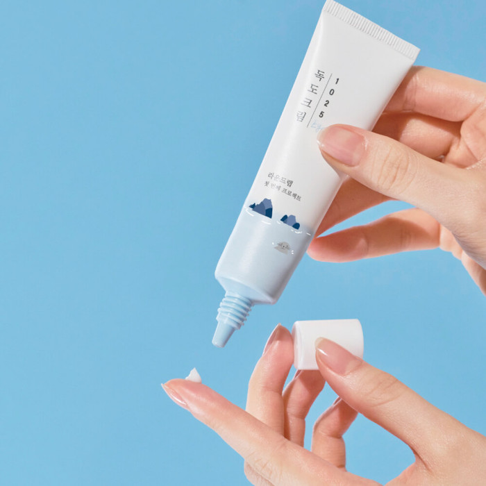 Увлажняющий крем для век с морской водой от Round Lab