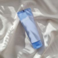 Увлажняющая глиняная маска с молочными протеинами от Fraijour