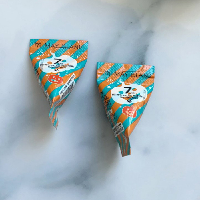 Ночная маска с тыквой от May Island