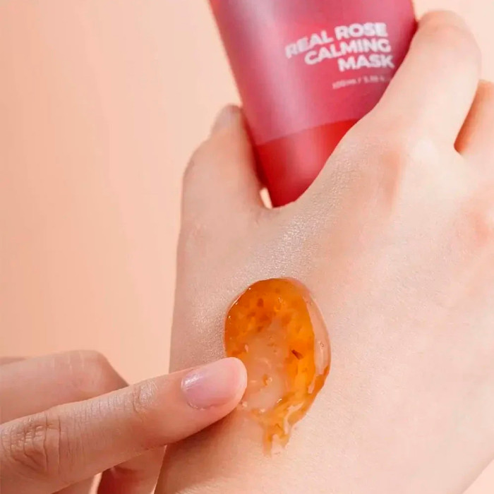 Успокаивающая маска с лепестками роз от IsNtree