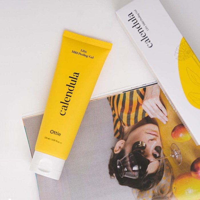 Пилинг-скатка с экстрактом Календулы от Ottie