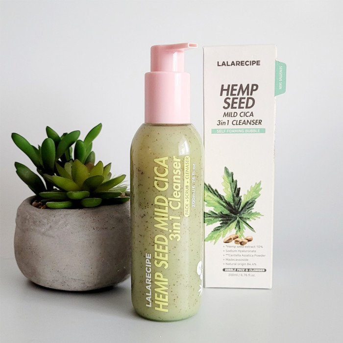 Очищающая пенка с экстрактом конопли от LaLa Recipe