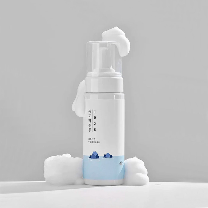 Очищающая пузырьковая пенка с морской водой от Round Lab