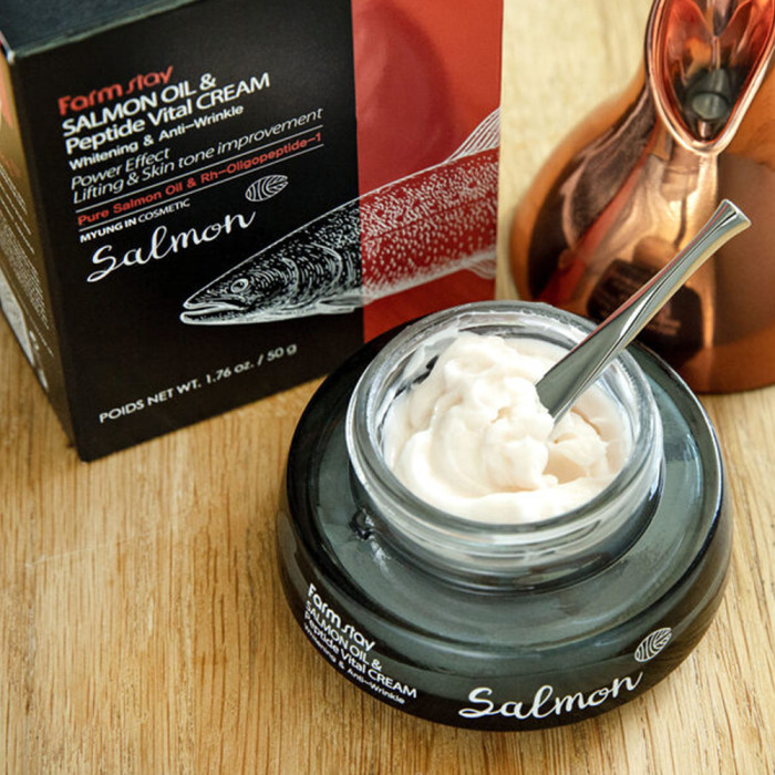 Крем омолаживающий с маслом Лосося и Пептидами от FarmStay