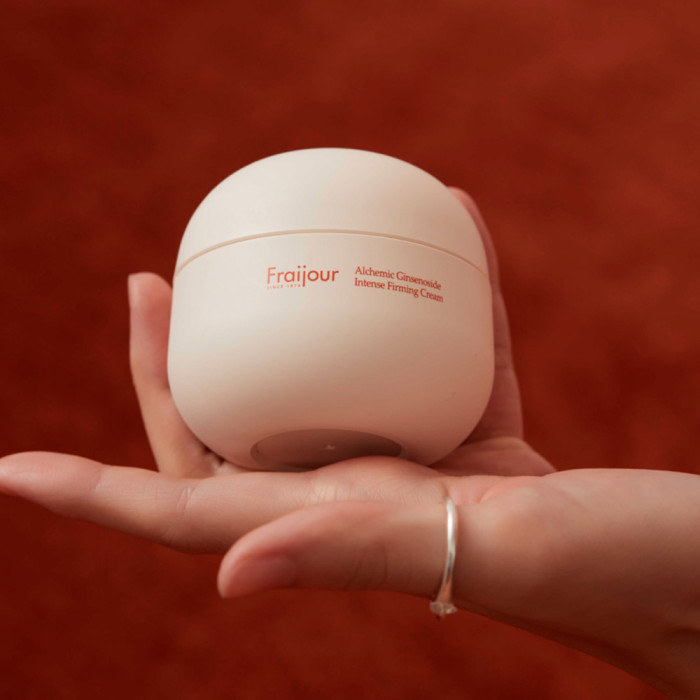 Антивозрастной крем с женьшенем и пептидами от Fraijour 