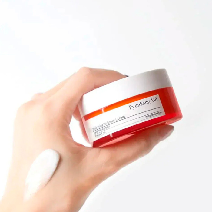 Осветляющий питательный крем для сияния кожи от Pyunkang Yul