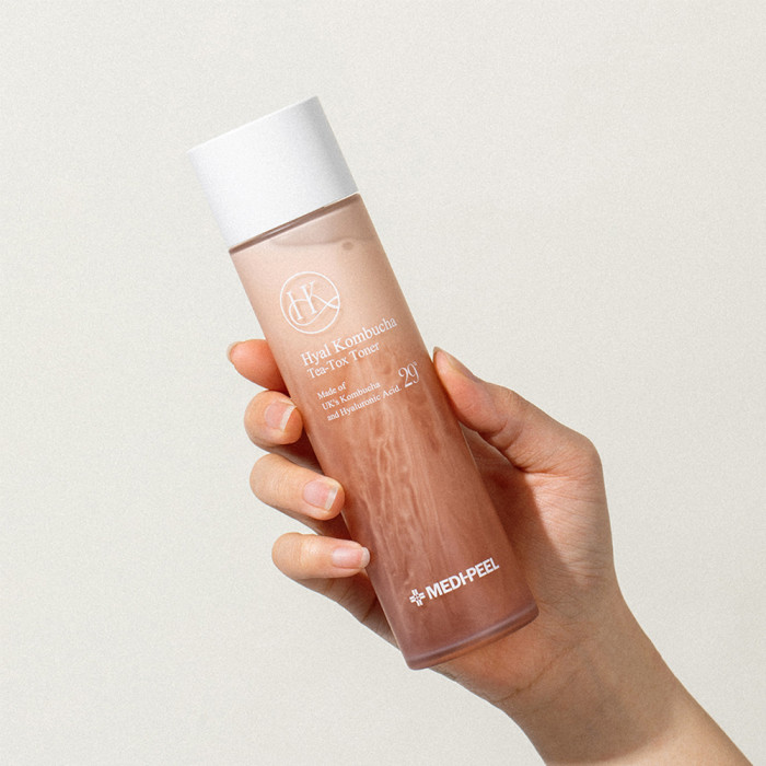 Тонер с комбучей и гиалуроновой кислотой от Medi-Peel
