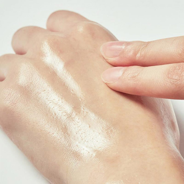 Успокаивающий тонер с Центеллой от Ottie