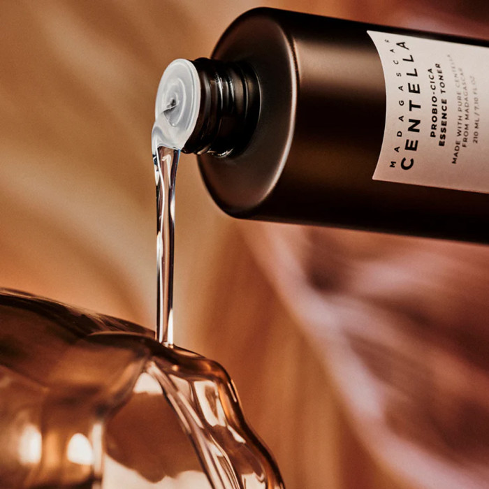 Тонер-эссенция с пробиотиками от Skin1004