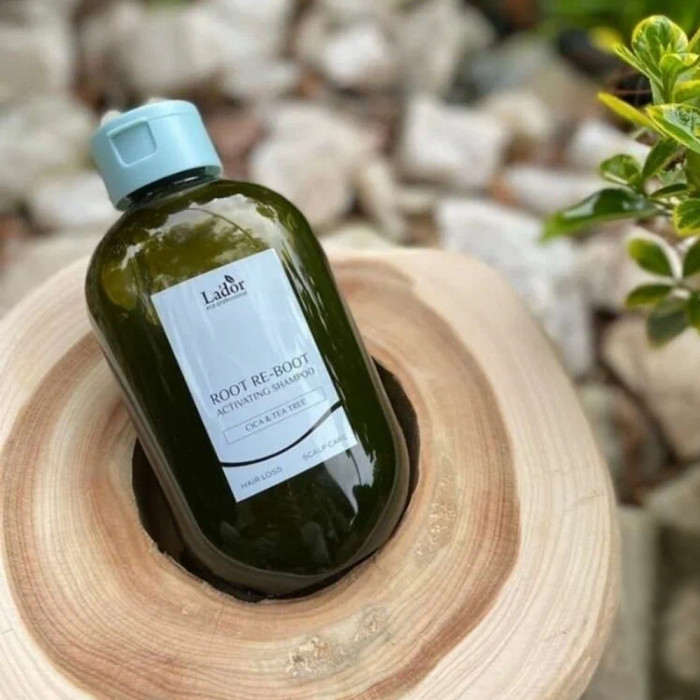 Шампунь для жирной кожи головы от Lador