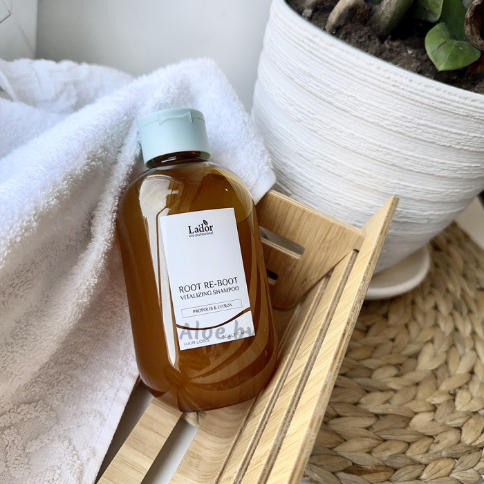 Шампунь для сухой кожи головы от Lador