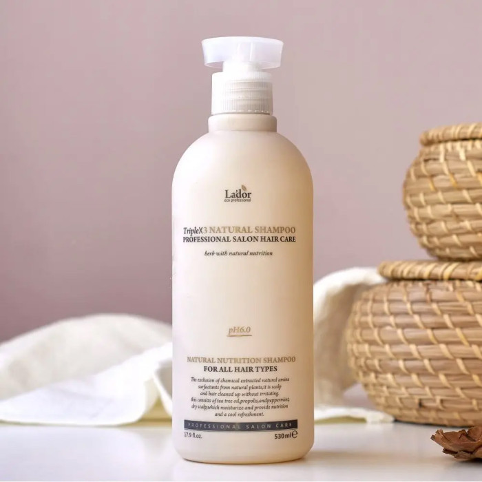 Бессульфатный органический шампунь с эфирными маслами от La'dor