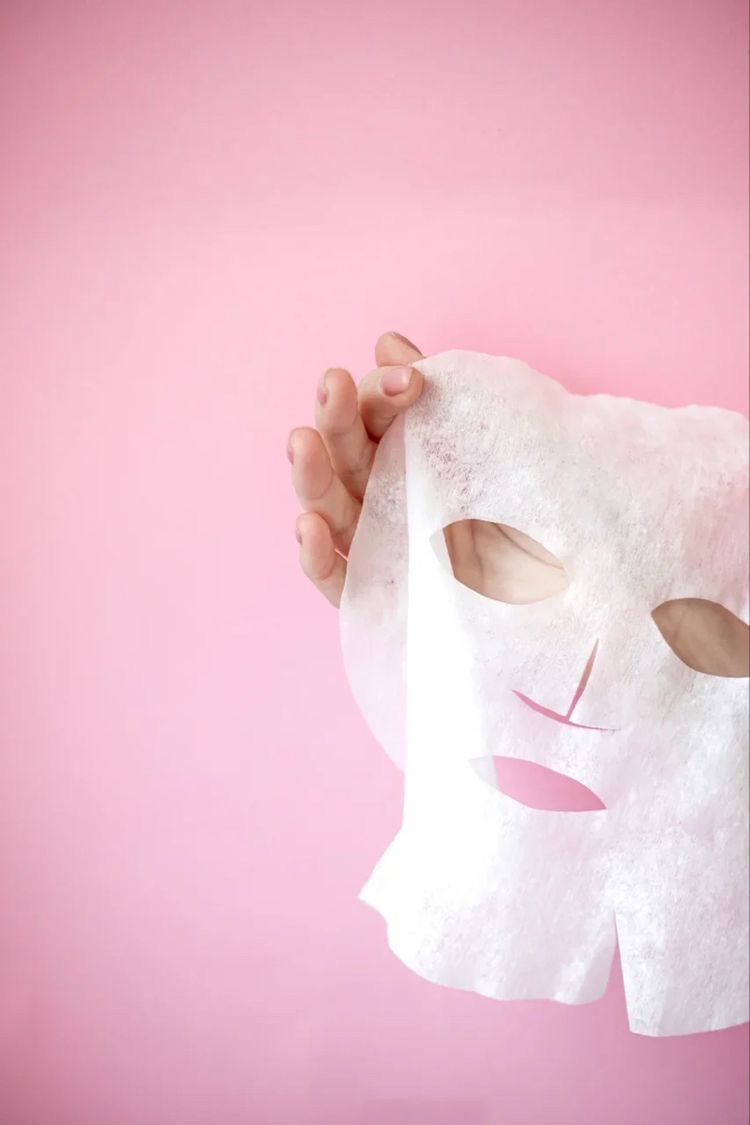 Нужно ли смывать тканевые маски?